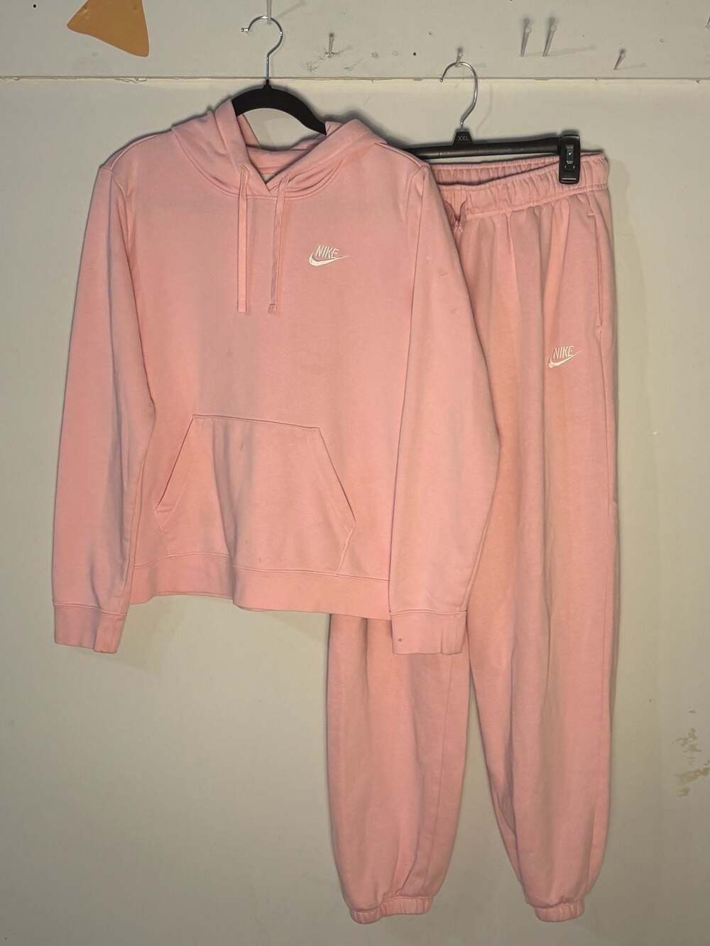 Nike Sportswear Club Fleece Pullover Hoodie and Joggers Sweat Set 008-0003